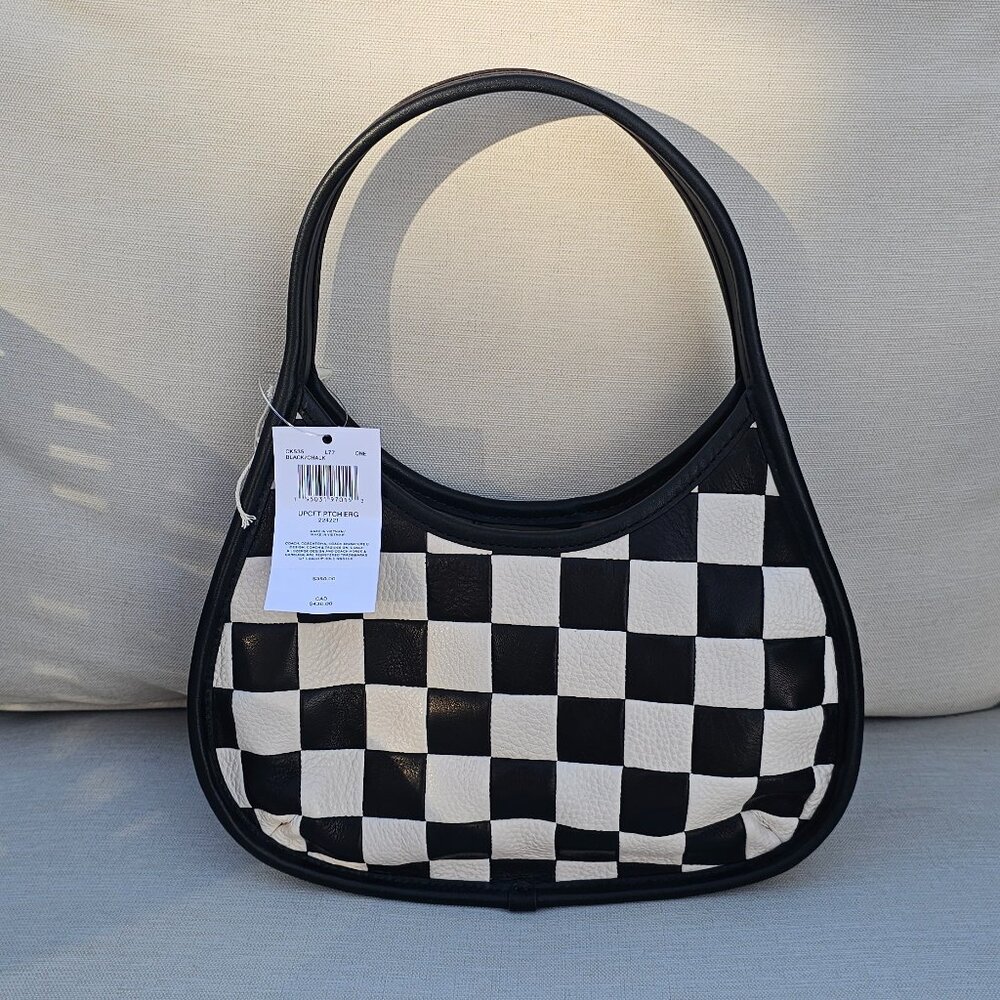 Coachtopia black and cream purse